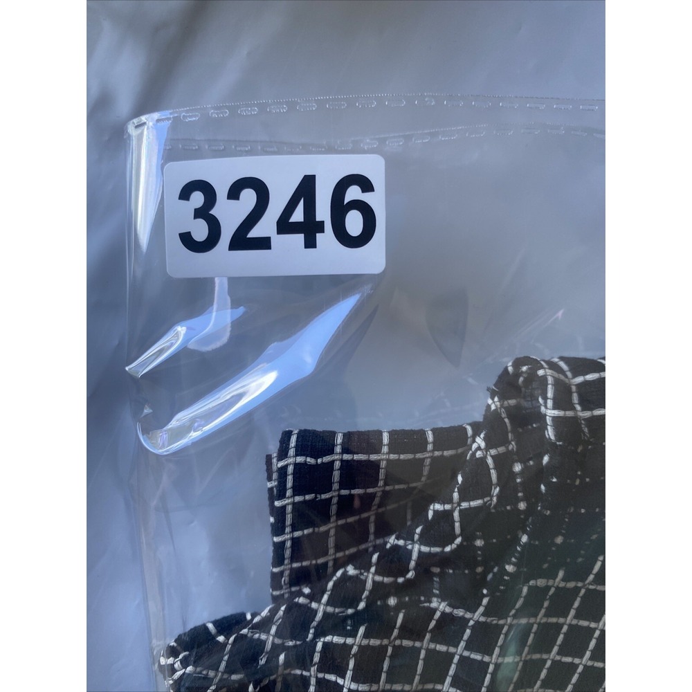 Carven Black and White Geometric Sleeveless Top with Navy Trim - Picture 10 of 10